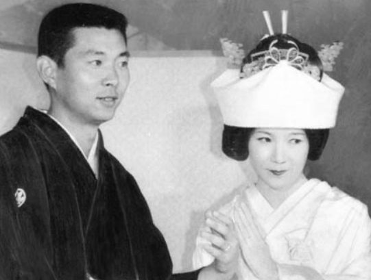 江川卓さんと妻・正子さんの結婚時の様子